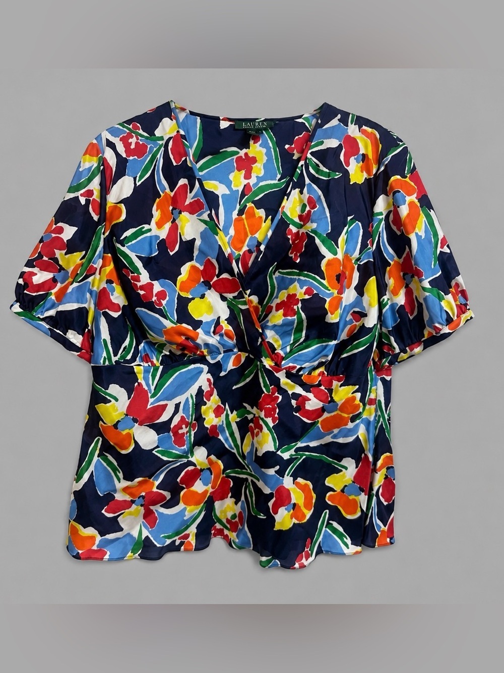 Lauren Ralph Lauren 100% Silk Floral Wrap Blouse Size 1X Navy Multicolor - Picture 2 of 6